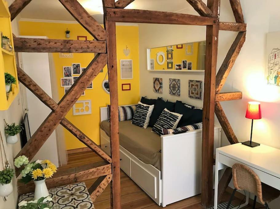 Typical Studio In Great Location! Tram 28! Appartement